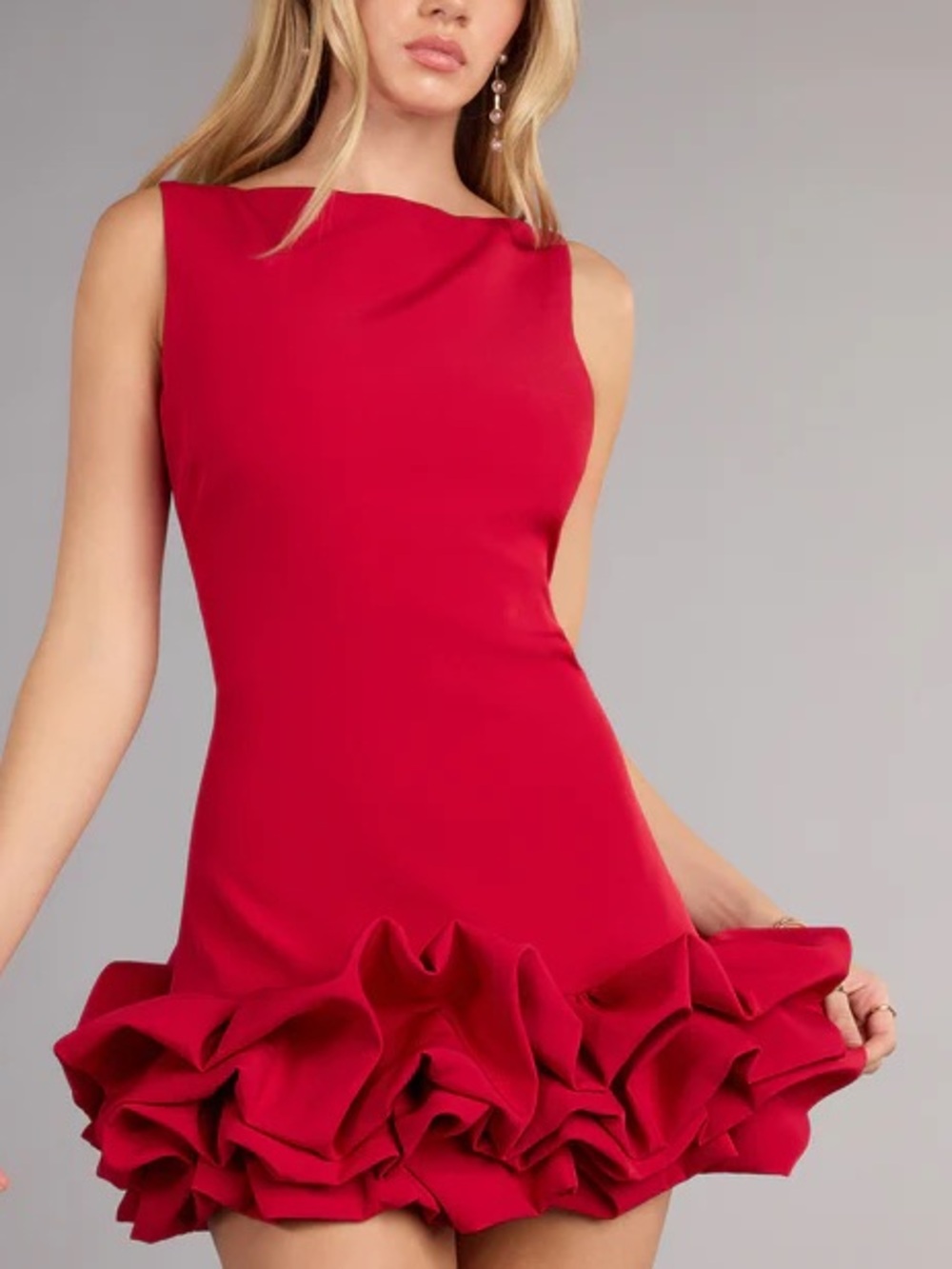 Windsor Ellerie Low Back Ruffle Bubble Short Dress